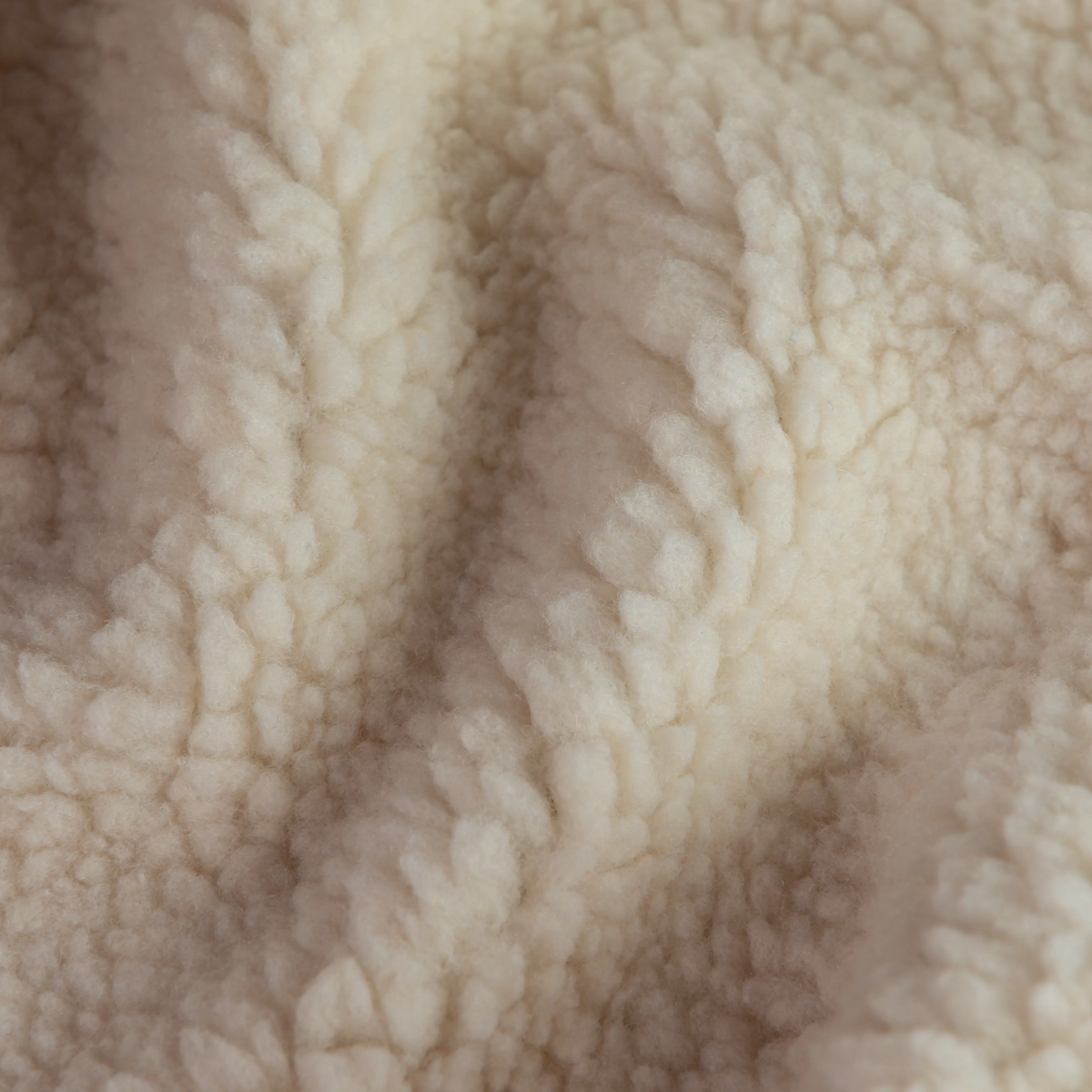 chair warmer — BIG HUG WOOLLY WHITE