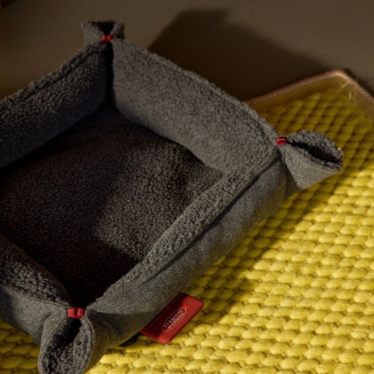 pet nest — product view 3